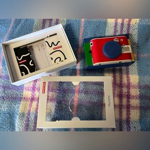 Lomo’instant Lomography film camera